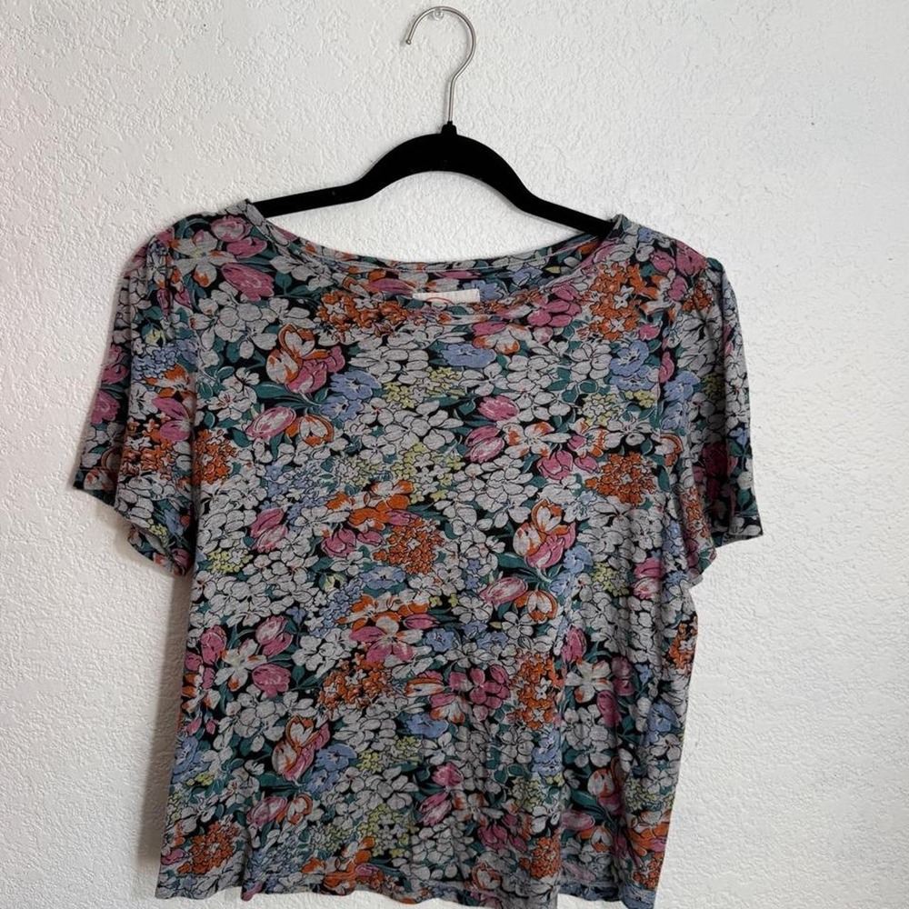 Anthropologie 40 of 52 Conversations Floral T-Shirt Top Size M